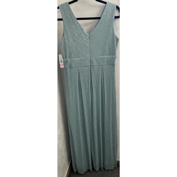 R&M Richards Long Crinkle Pleated Sleeveless Dress Rhinestone Waistband 10 Green - Picture 6 of 10